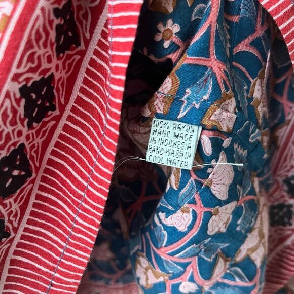 Nat by Natalie Martin Blue Floral Print Tassel Peasant Blouse Size Small - Picture 7 of 8